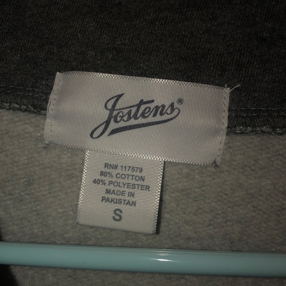 Senior Quarter Zip - Picture 4 of 5